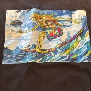 Surfer Skeleton Graphic V-Neck Tee size Large NWOT